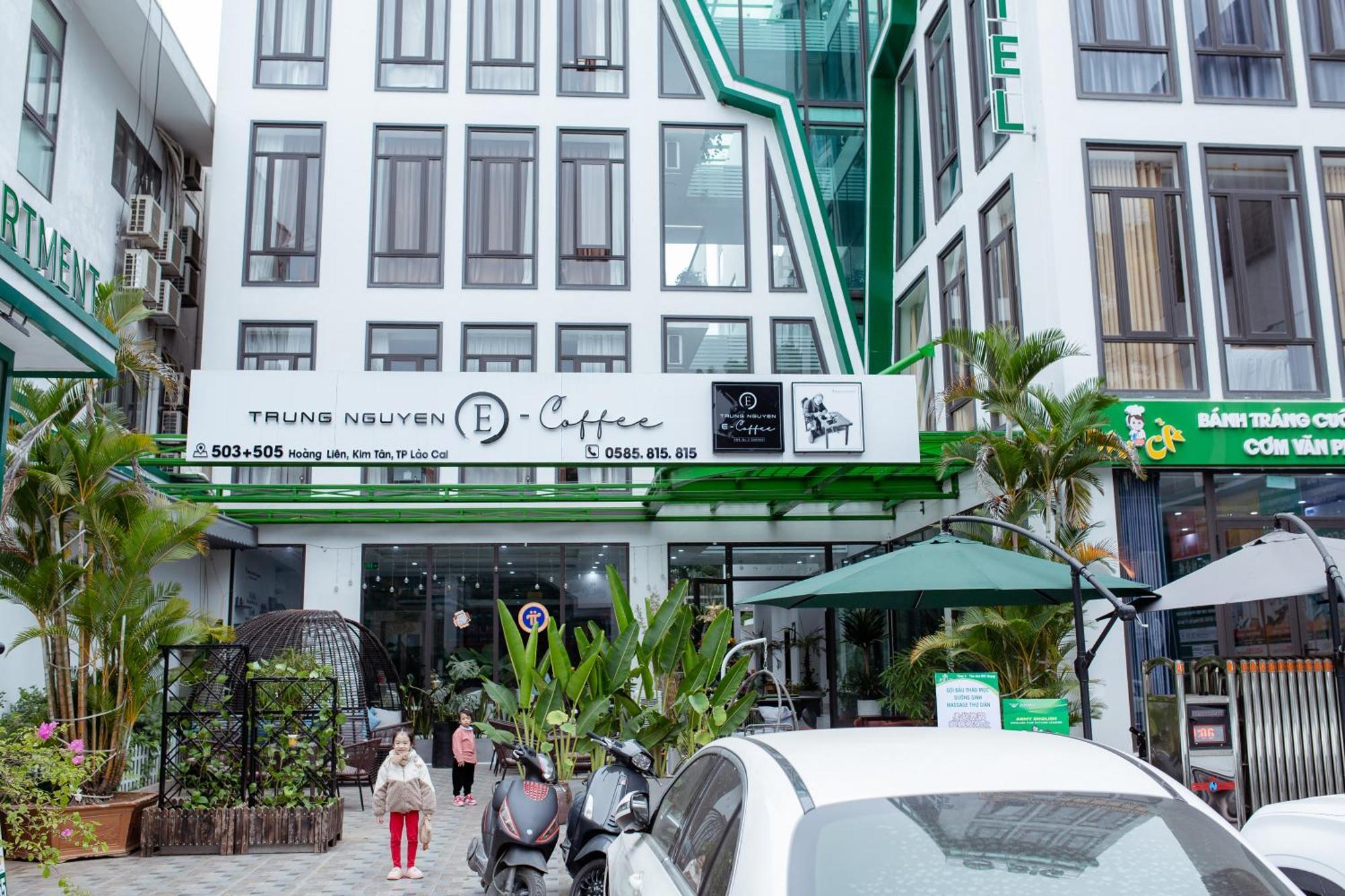 Big Hotel Lao Cai Esterno foto